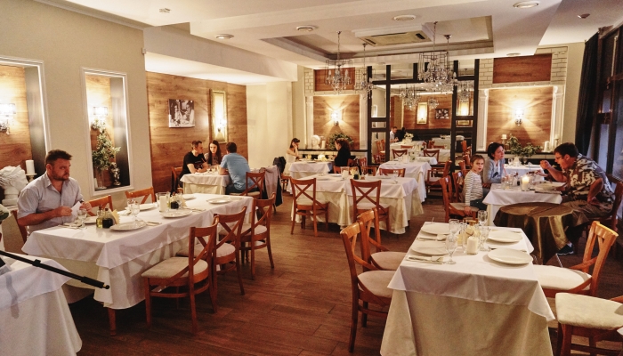 Банкетный зал «Итальянский Дворик» сеть ресторанов